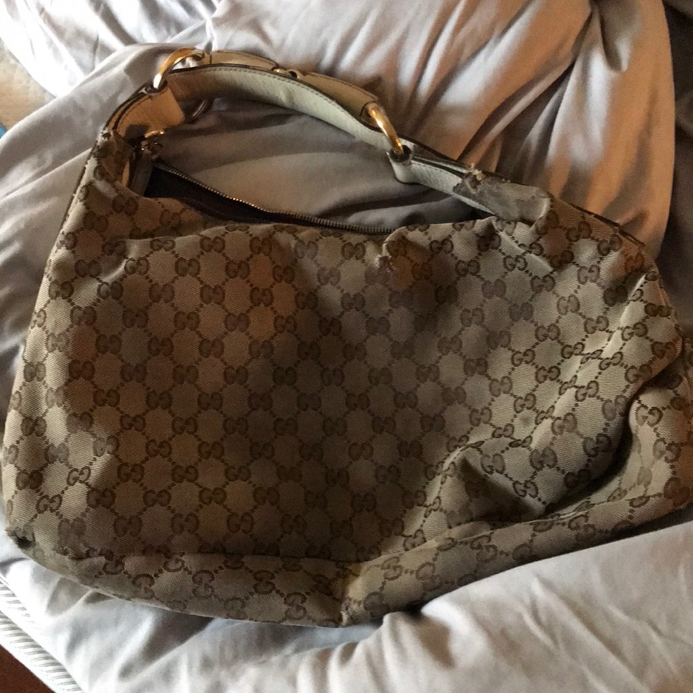 Medium Gucci Hobo